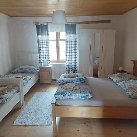 Apartmany U Tri Slunci Hroubovice Exteriör bild