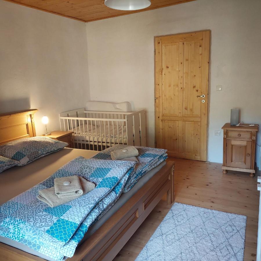 Apartmany U Tri Slunci Hroubovice Exteriör bild