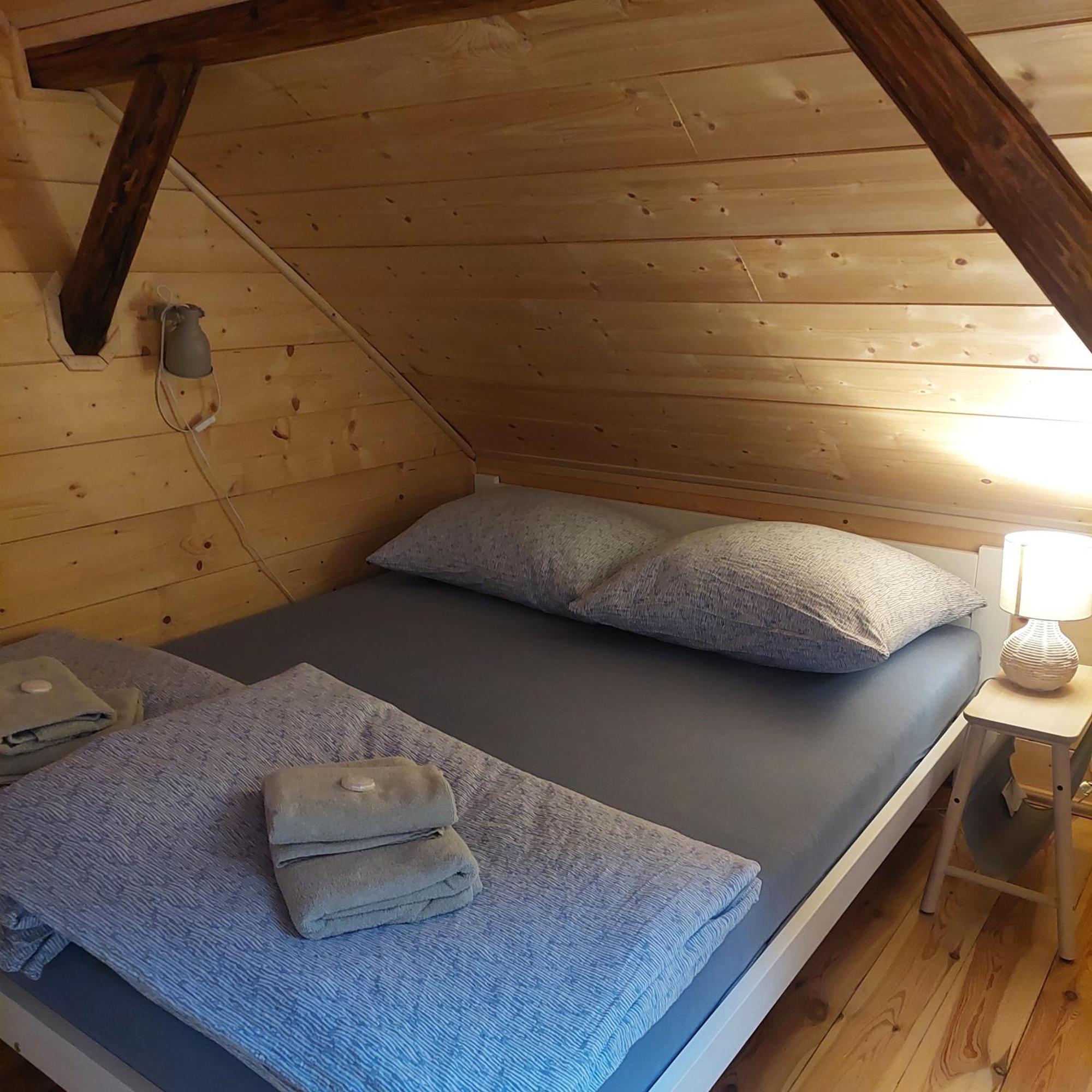 Apartmany U Tri Slunci Hroubovice Exteriör bild