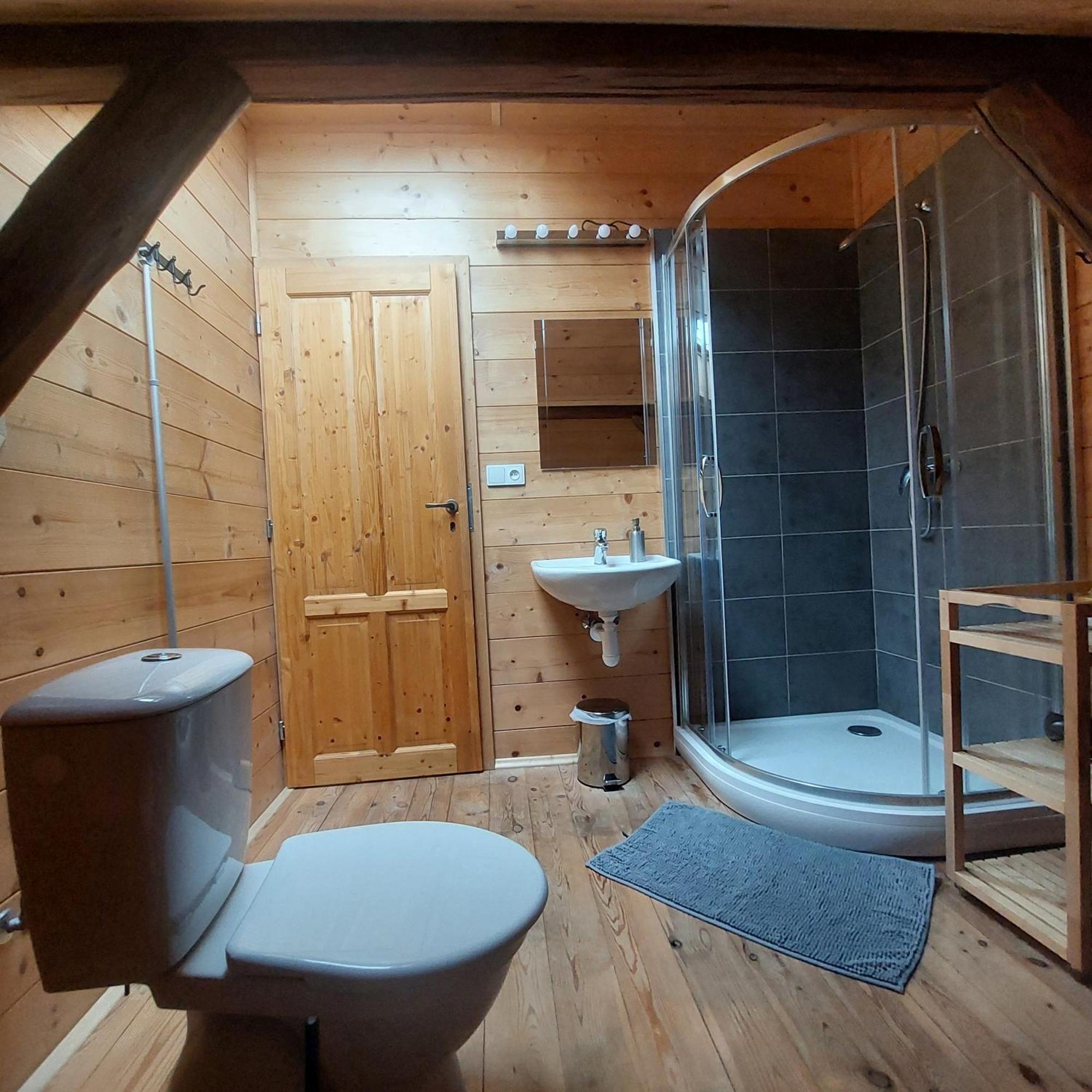 Apartmany U Tri Slunci Hroubovice Exteriör bild
